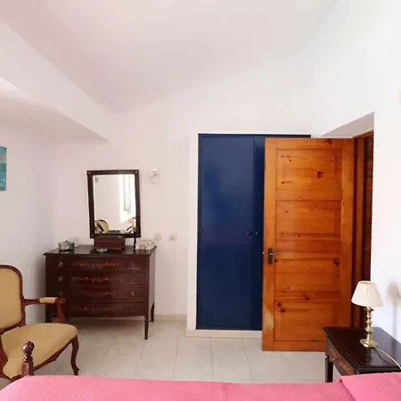 Villa Oura E Privat Pool E Garden E Oura Beach E Strip Albufeira アルブフェイラ