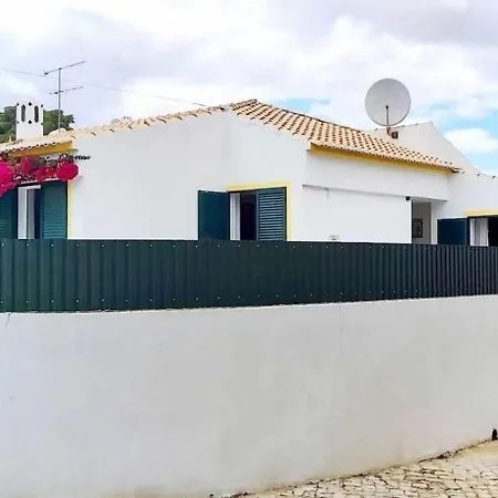 Villa Oura E Privat Pool E Garden E Oura Beach E Strip Albufeira Dom wakacyjny *